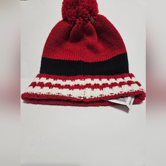 Santa's Knit Stretch Beanie Hat - Picture 3 of 3